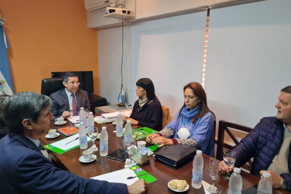 López Desimoni presidió una reunión de gabinete ministerial