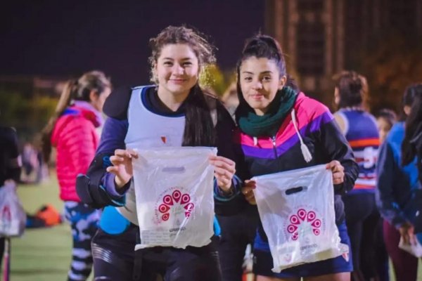 Continúan entregando kits de gestión menstrual, para asistir a mujeres correntinas