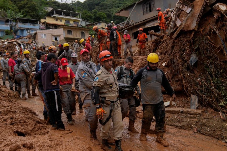 Brasil: lluvias, aludes e inundaciones dejan 44 muertos y 56 desaparecidos