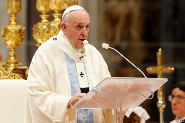 El Papa Francisco convoca a una reunión mundial