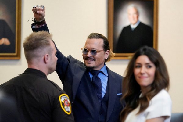 Johnny Depp le ganó el juicio a Amber Heard por difamación y deberán pagarle 15 millones de dólares