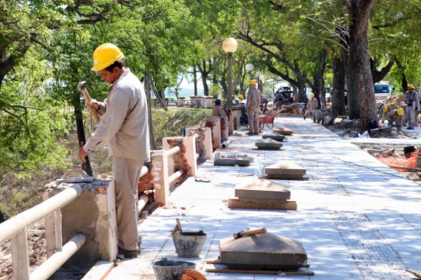 Avanzan los trabajos de remodelación integral en la costanera correntina