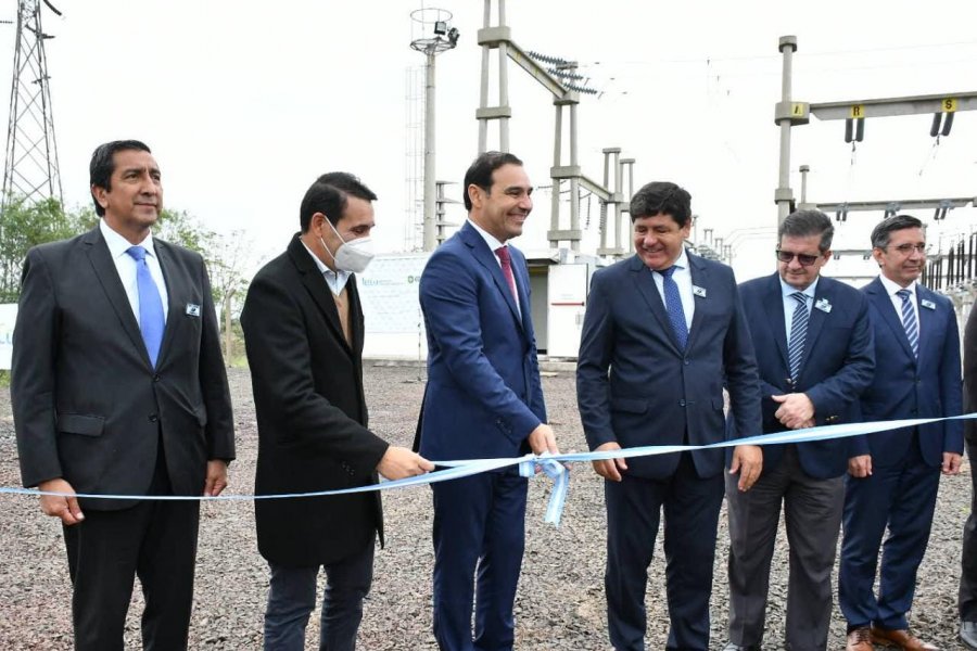 Valdés inauguró en Itá Ibaté la Red Provincial de Fibra Óptica y la línea de alta tensión de 132 Kv