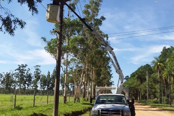 Corrientes: Hubo reclamos a la DPEC en el último viaje del gabinete al interior