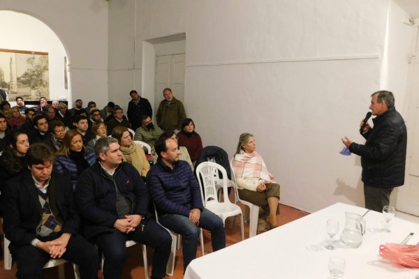 Monseñor Canecin animó a los periodistas a generar la cultura del encuentro