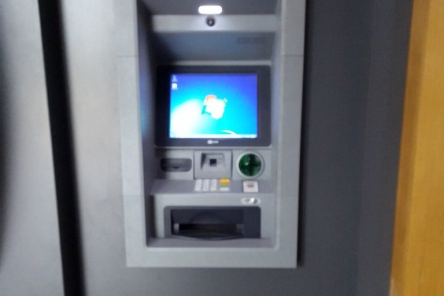 Corrientes: Una localidad sin dinero efectivo tras un ataque a un cajero automático