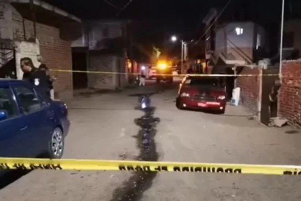 Un grupo armado irrumpió un baby shower y asesinó a dos personas