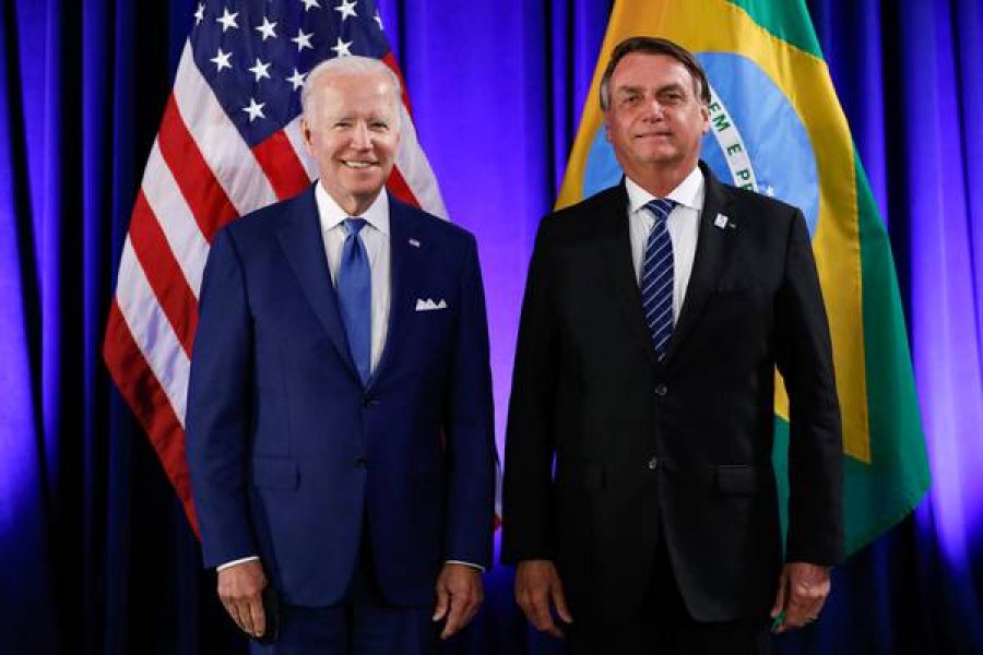 Bolsonaro negó haberle pedido a Biden apoyo para ganarle a Lula