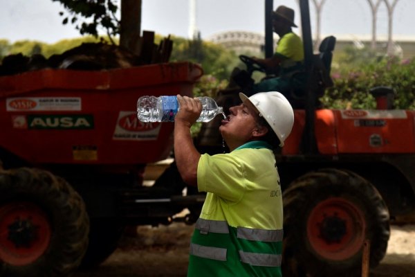 Con récords de temperatura e incendios, la ola de calor comienza a ceder en Europa