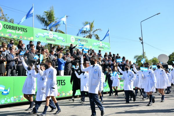 Con fervor patrio, más de 1.200 alumnos realizaron la Promesa de Lealtad a la Bandera