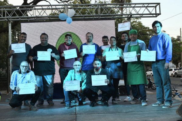 Brindaron un homenaje a los padres emprendedores en el Parque Mitre