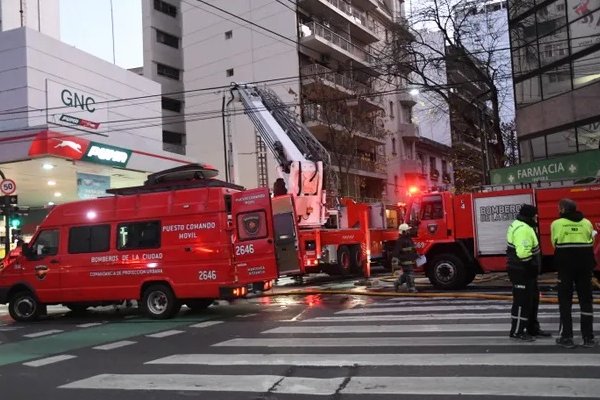 El incendio en Recoleta fue por la batería de un monopatín