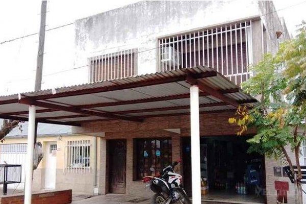Robaron $120 mil y gatillaron en la cabeza con un arma a una comerciante