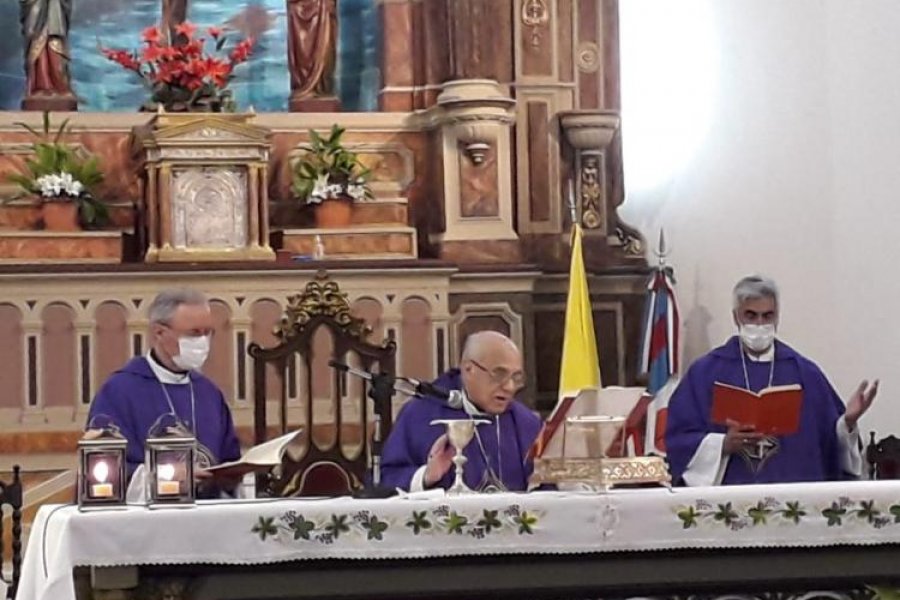 Monseñor Castagna recuerda una exigencia ineludible del seguimiento de Jesús