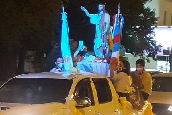 San Juan Bautista se celebrará hoy con procesión, caravana y quema de muñeco