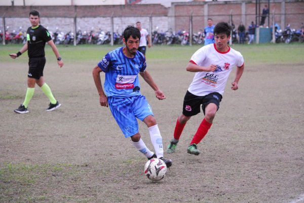 Se disputaron los cruces de ida de los cuartos de final de la B