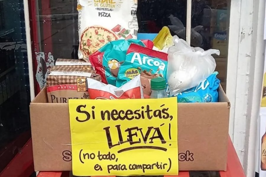 La iniciativa solidaria de un almacén correntino: "Si necesitas, llevá"