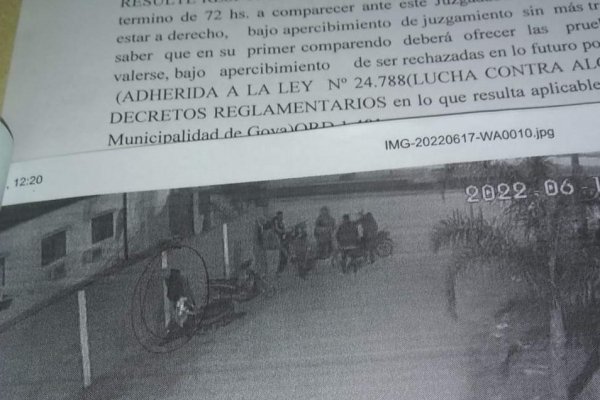 Extraño caso en Goya: Multaron a una vecina porque un hombre orinó en su muro