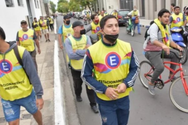 Tarjeteros buscan ser reconocidos como empleados municipales