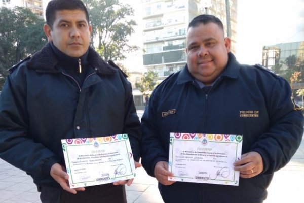 Reconocimiento a policías por tareas de asistencia inmediata y resguardo de una pareja de adultos mayores