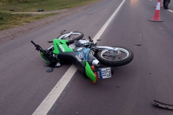 Policía intervino en un accidente y fue embestido por una combi