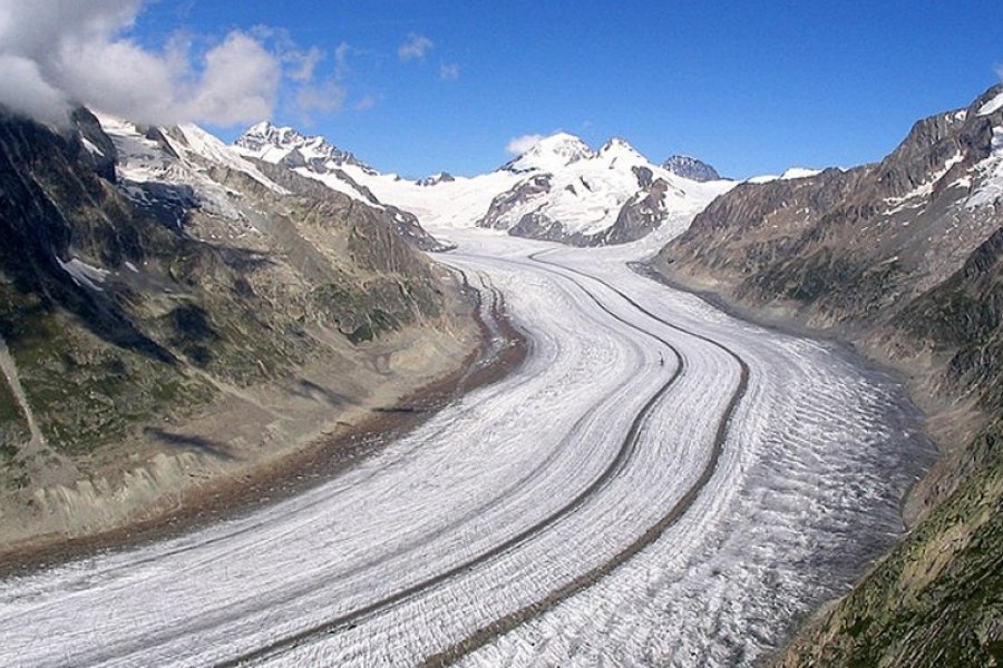 Al menos seis muertos dejó un desprendimiento de un glaciar en los Alpes italianos