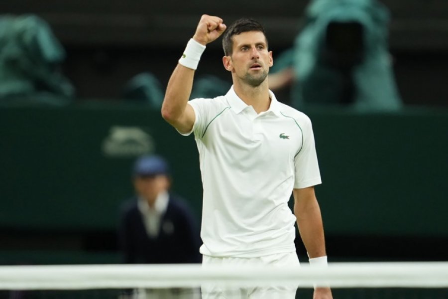 Djokovic y una gran remontada ante Sinner para meterse en semifinales de Wimbledon