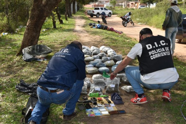 Un policía detenido con droga en Corrientes