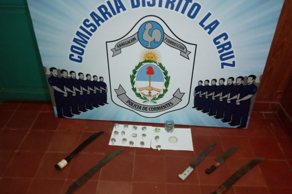 Tras un allanamiento secuestraron un automóvil, armas blancas y bochitas de sustancias de origen vegetal