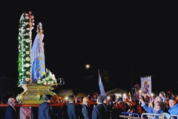 Tras dos años, volvió a realizarse el saludo a la Virgen de Itatí