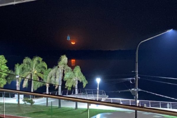 Le sacó una foto a la luna y apareció la silueta de la Virgen de Itatí