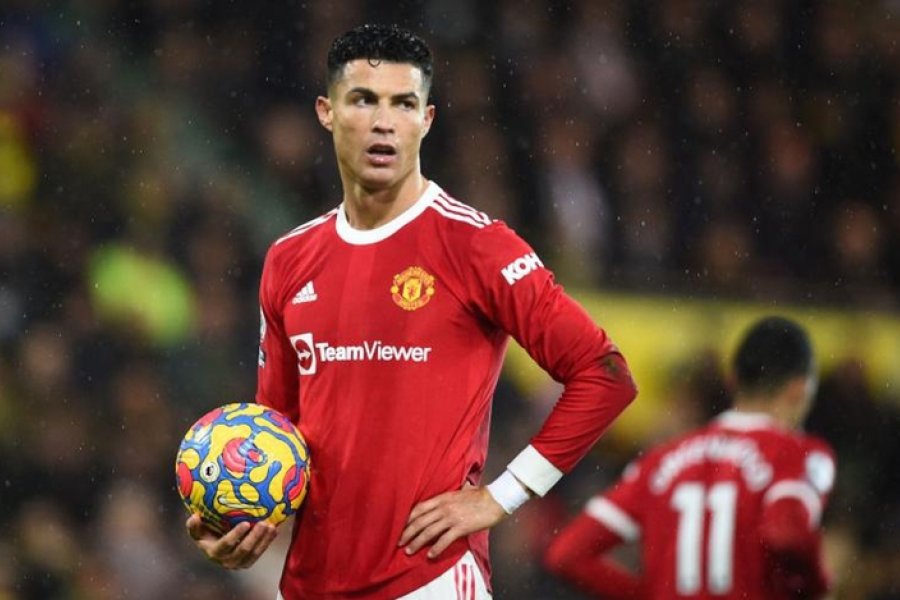 El DT del Manchester United aclaró que Cristiano Ronaldo "no está en venta"