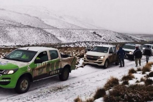 Chubut: cortes de ruta y pobladores aislados por la nieve