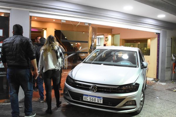 Imputaron al conductor que atropelló a más de 20 personas a la salida del Teatro Plaza