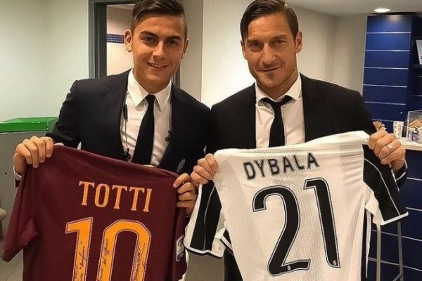 Dybala rechazó la camiseta número 10 de Totti
