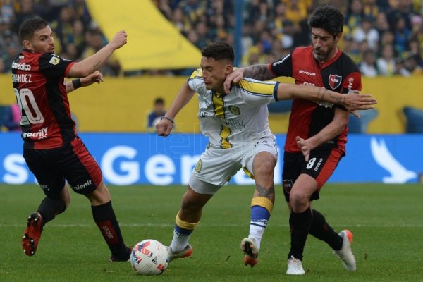 Tevez está feliz: Rosario Central le ganó el clásico a Newell's y lo dejó sin invicto