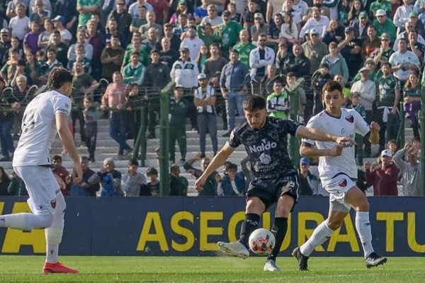 Colón se llevó una buena victoria de Junín ante Sarmiento