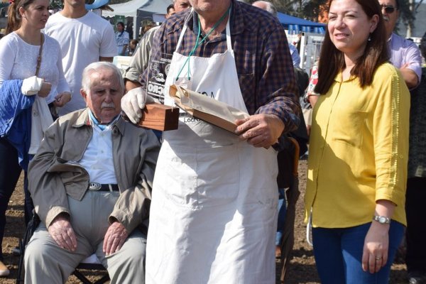 Multitudinaria concurrencia en el Festival del locro en su debut como fiesta provincial