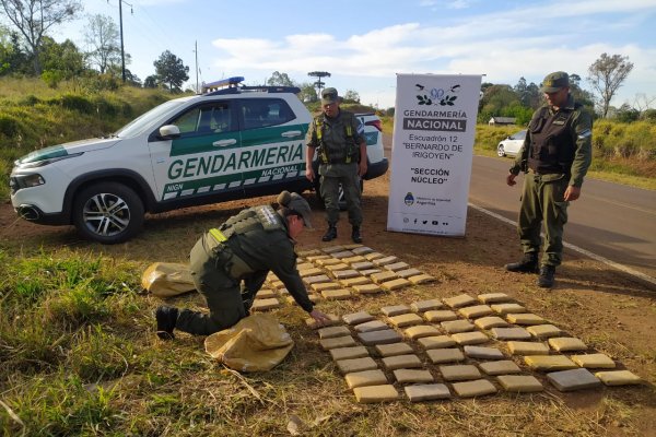 Hallan  41 kilos de marihuana dentro de un tubo de desagüe pluvial