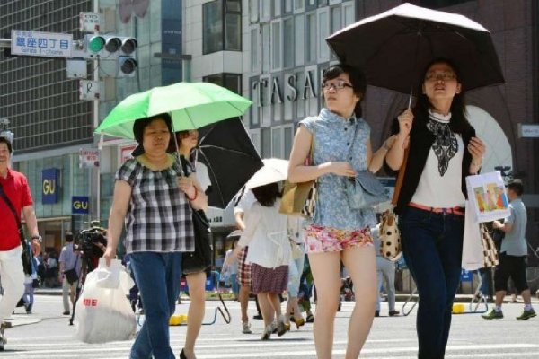 China: pidieron a la población de las zonas en alerta roja que se queden en casa