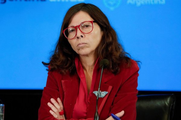 Silvina Batakis regresó al país en medio de rumores de cambios en el Gabinete