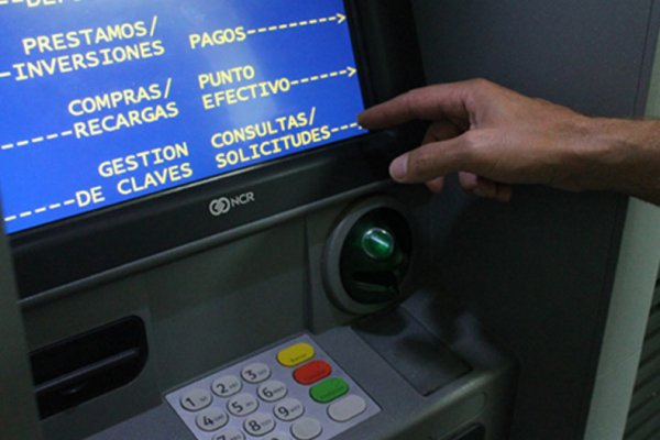 Comienza el  pago de sueldos a estatales de Corrientes