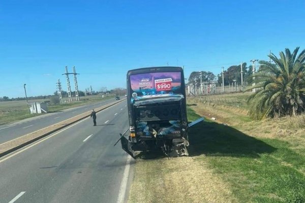 El plantel de Unión tuvo un accidente en su viaje a Córdoba