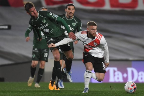 Sorpresa en el Monumental: Sarmiento venció 2-1 a River