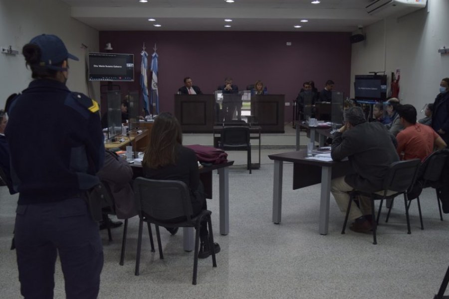 En el juicio por el doble crimen en el predio del Gauchito las defensas culparon a los muertos