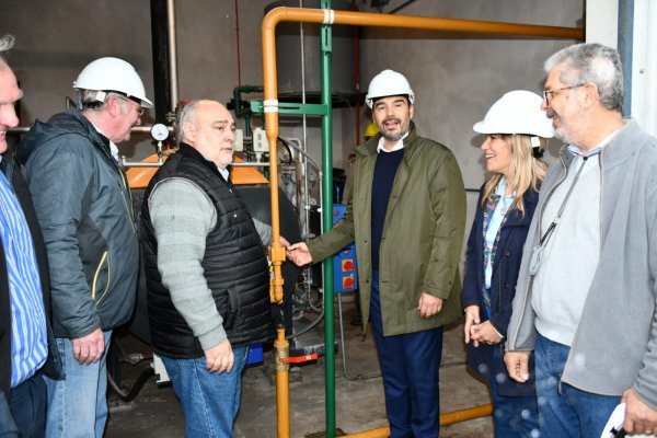 Se realizó la apertura del servicio de gas natural en el Parque Industrial de Mercedes