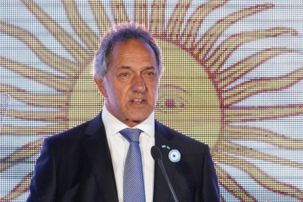 Scioli dijo que buscará integrar y unir a la Argentina y a Brasil 