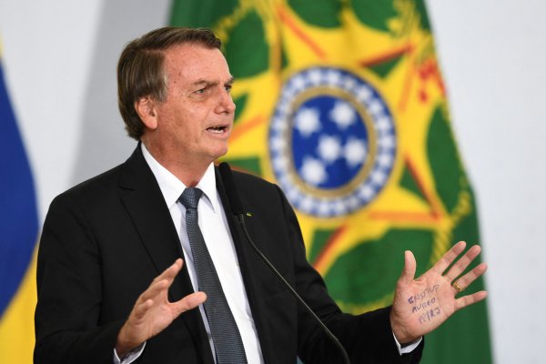 Bolsonaro le pidió a banqueros no apoyar a Lula en las presidenciales