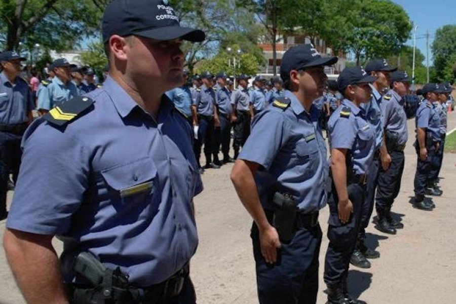 Con desfile en la costanera y ascensos, la Policía de Corrientes festejará su día