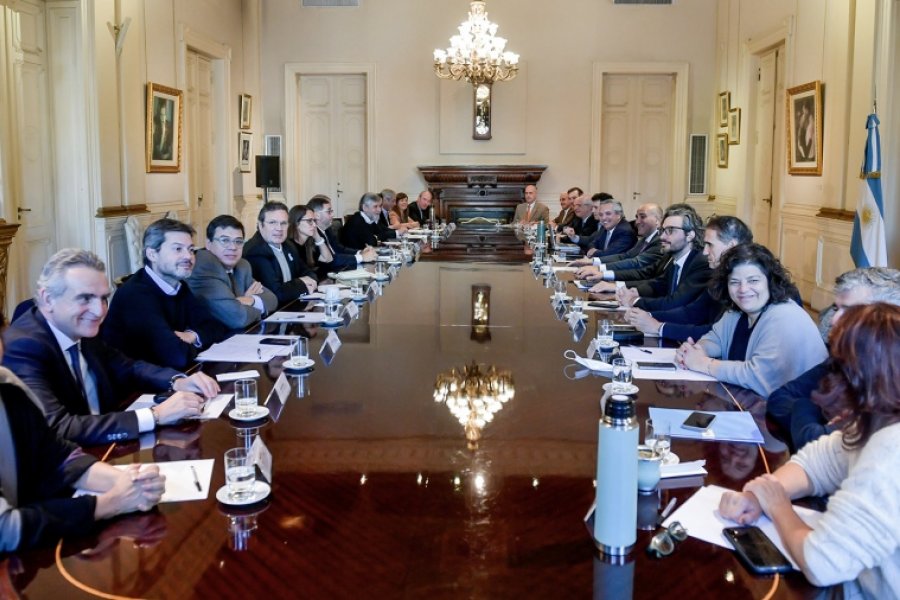 El Presidente encabezó la reunión del gabinete